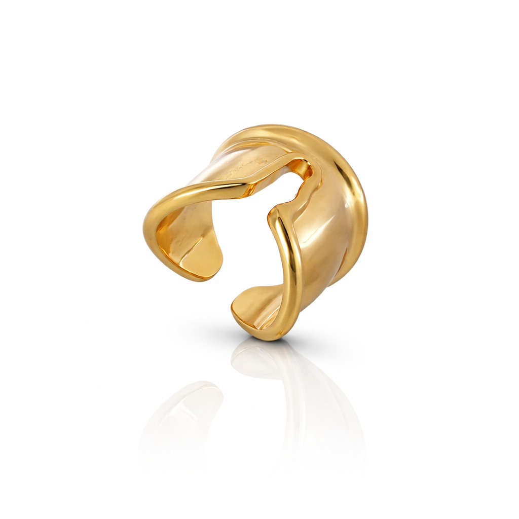 Women’s Ring (Size 7)