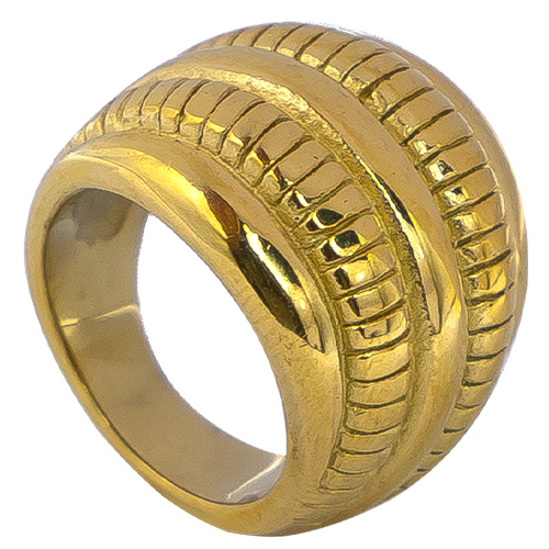 Women's Ring ( Size 8 )