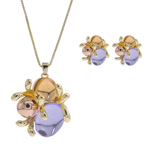Women’s Pendant Set