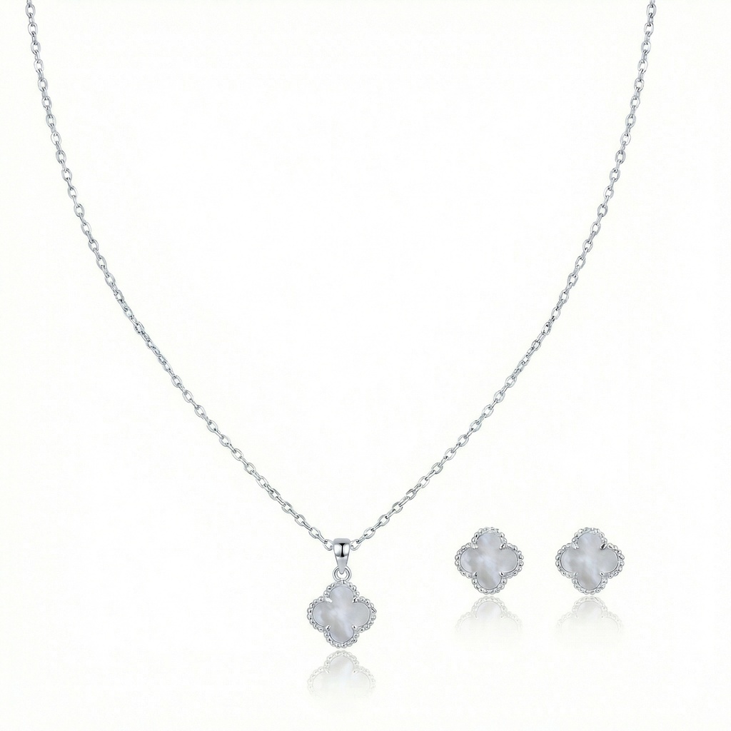 Women's Pendant Set
