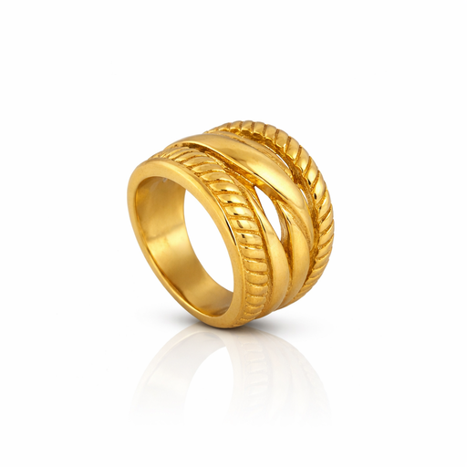[2023-08-07-184c.jpg] Women's Ring (Size 10)