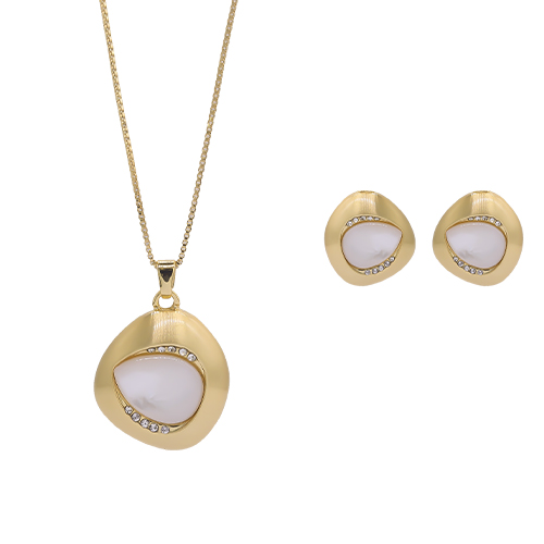 [2025-09-23-259.jpg] Women’s Pendant Set