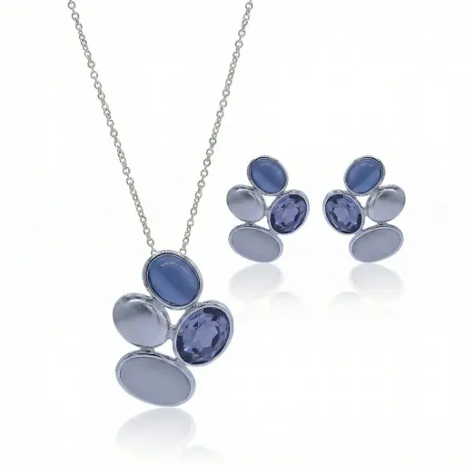 [2025-09-23-260.jpg] Women’s Pendant Set