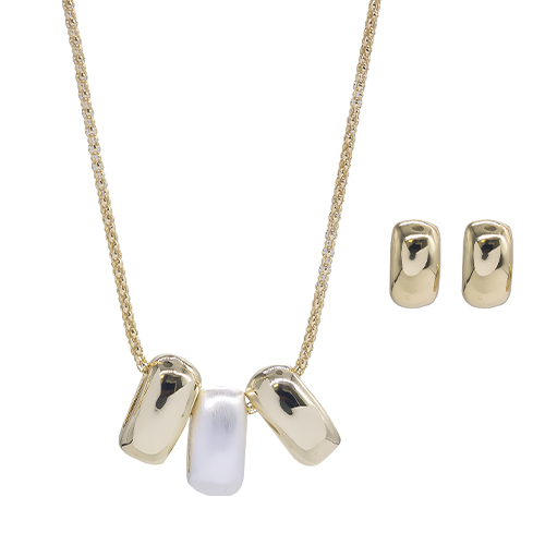 [2025-09-23-268.jpg] Women’s Pendant Set