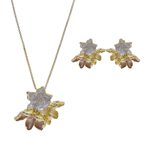 [2025-09-23-281.jpg] Women’s Pendant Set