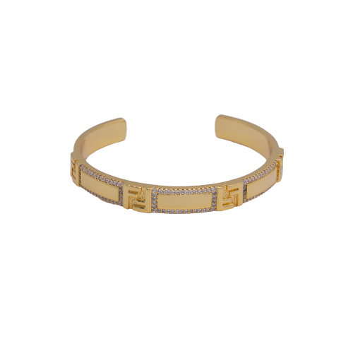 [2025-10-06-487.jpg] Women’s Bangle