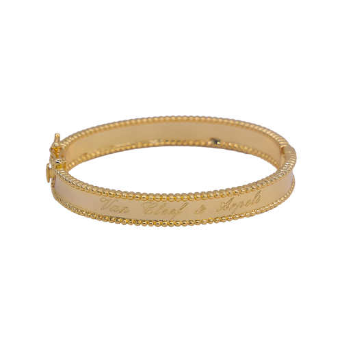 [2025-10-06-498.jpg] Women’s Bangles