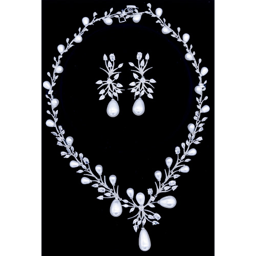 [2025-11-07-170.jpg] Wedding Set