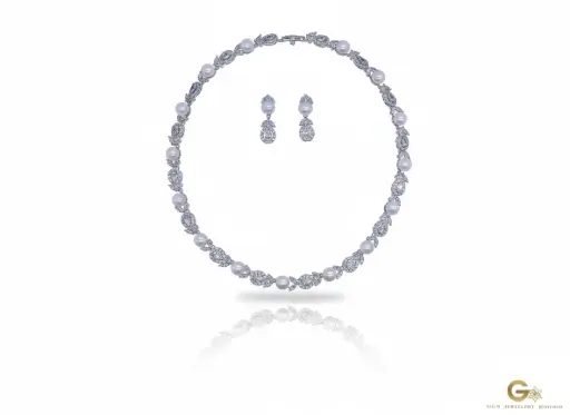 [2025-11-07-181.jpg] Luxury Women’s Set