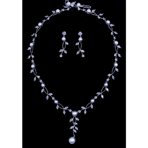 [2025-11-07-182.jpg] Wedding Set